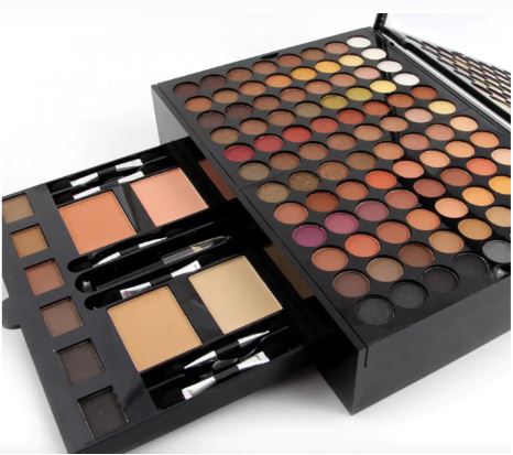 Coffret de Maquillage Ultime - Votre Palette de Beauté Complète